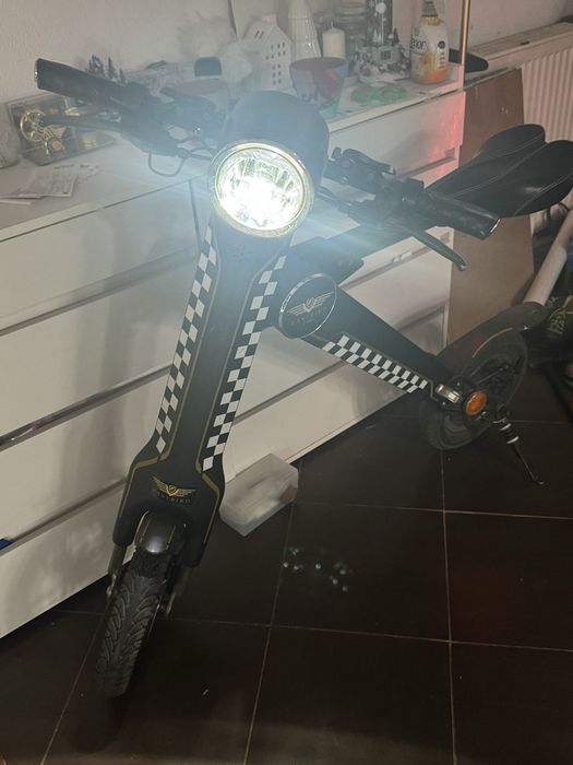 Vand scooter electric FASTBIRD