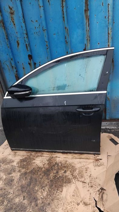 Usa stanga fata Volkswagen Passat B7 an 2010