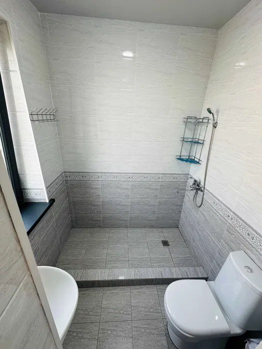 Продаю 2-х этажный коттедж Сергели Хонабад