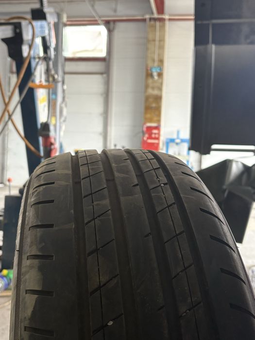 Шина Toyo 235/50R20