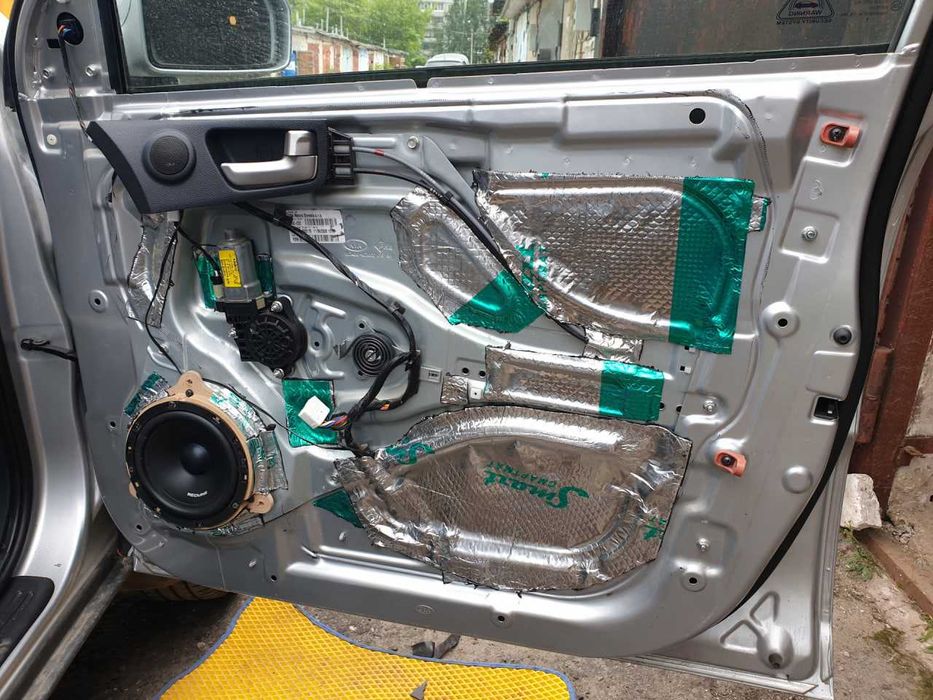 Шумка 4 дверей/Shumka 4 ta eshik