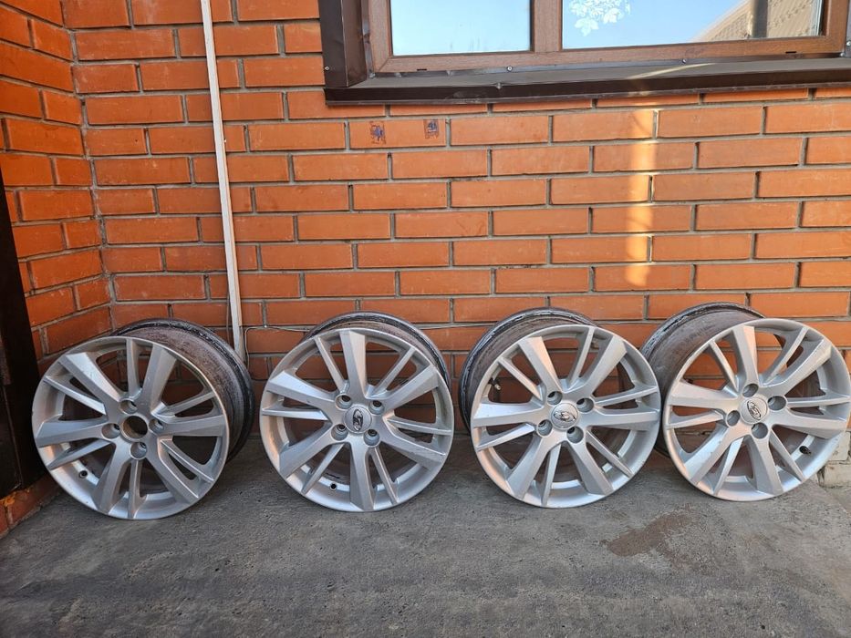 Продам титановый диск R15