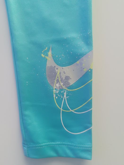 Оригинален клин Nike за момиче