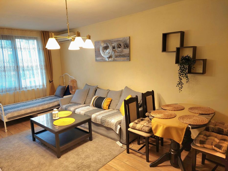 Дава се под наем Двустаен апартамент в Варна, Чаталджа - 75 кв.м за 548.25 € - Снимка #1