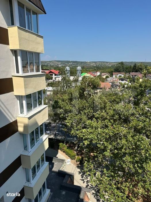 Apartament 2 camere, 60 mp, zona Centrala-Bulevardul Mircea cel Batran