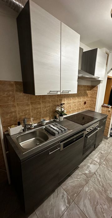 Vând mobilă de bucătărie