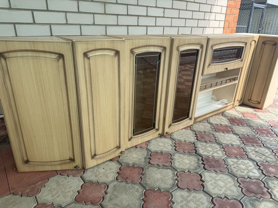 Срочно продам кухонный гарнитур