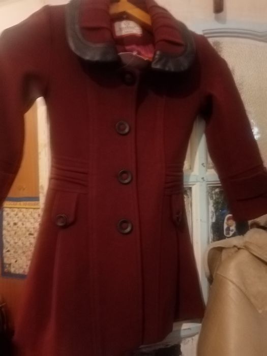 Куртки девочкам с 4лет до 8