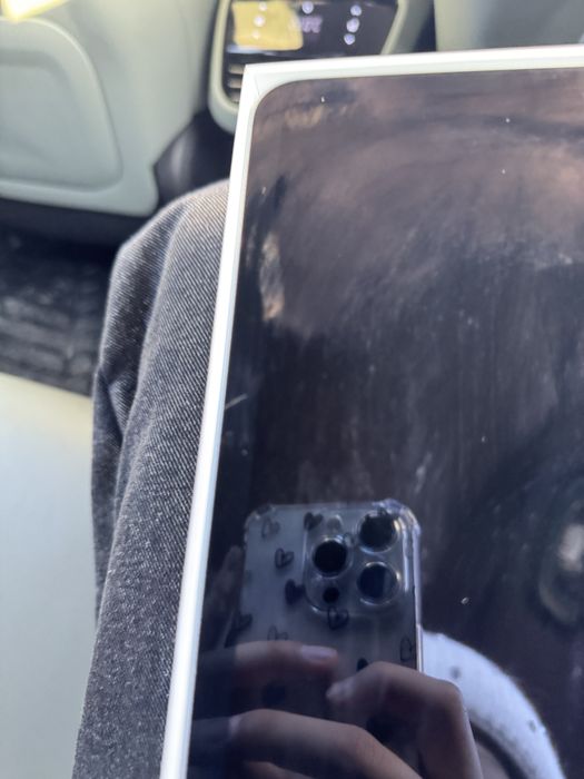 Ipad Air 13 inch (M2) 2024 года.