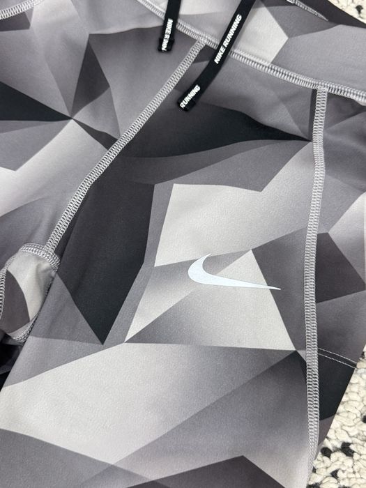 Дамски клин NIKE RUNNING . Размер XS