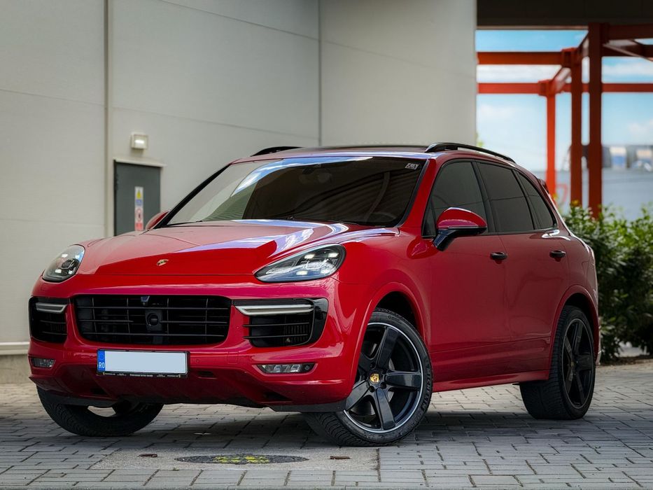 Porsche Cayenne Porsche Cayenne Turbo S | 4.8L V8 Bi Turbo | 570 HP | AWD | 205,000 KM