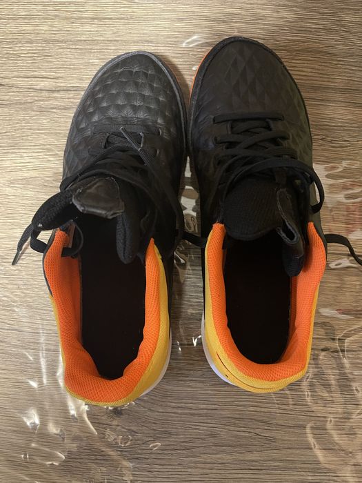 Vand adidas de sala nike tiempo