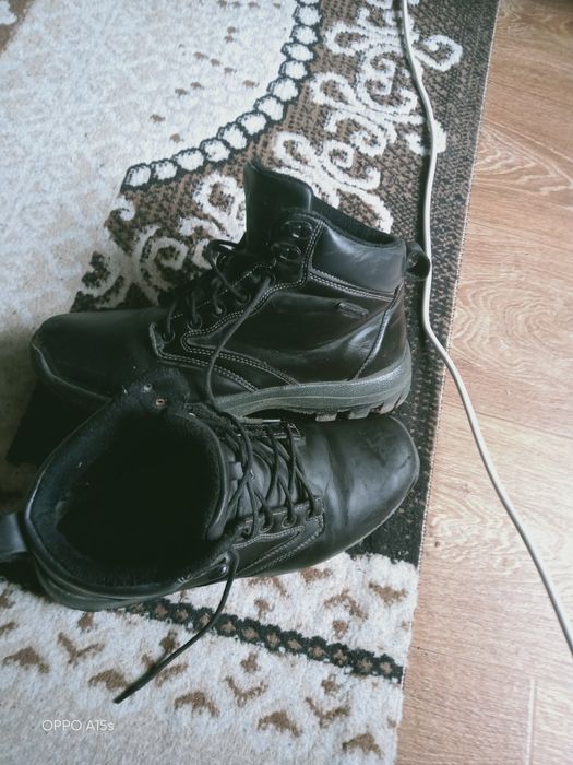 Продам ботинки 41 размер