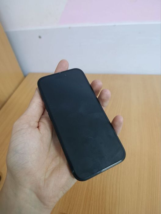 Продам iPhon 15 128gb 77%