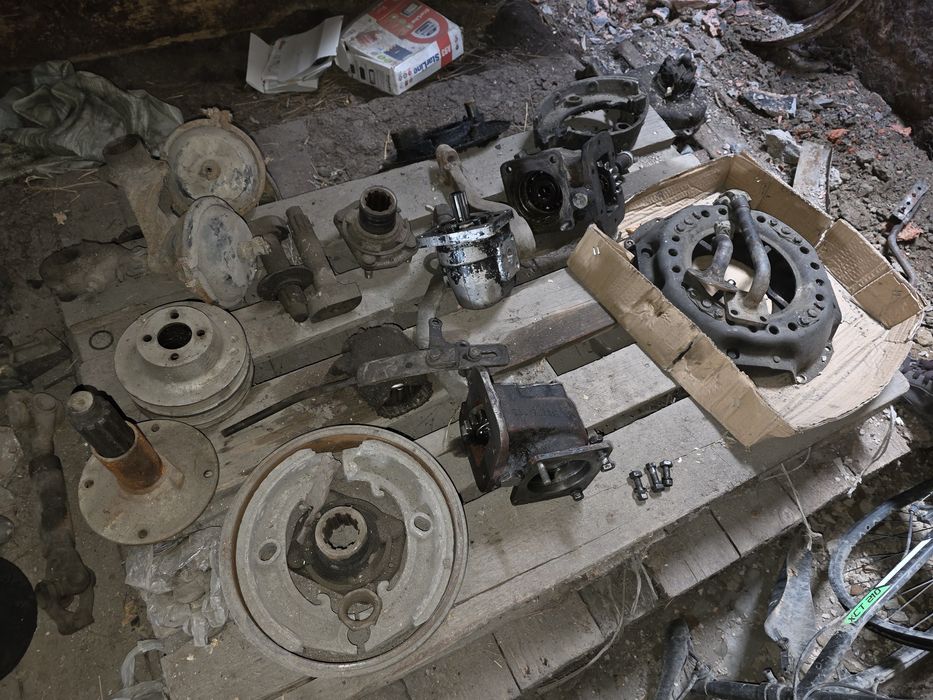 Запчасти на зил РАСПРОДАЖА