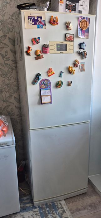 Продам холодильник