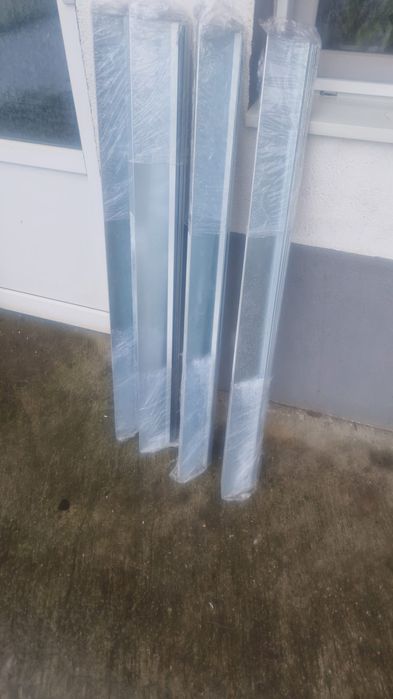 Parazapezi acoperis  9 lei m l