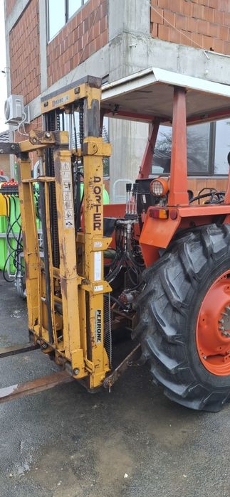 Lift hidraulic tractor agricol