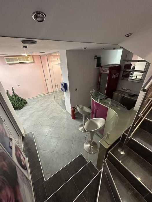 Дава се под наем Магазин в Пловдив, Тракия - 2000 кв.м за 1020 € - Снимка #11