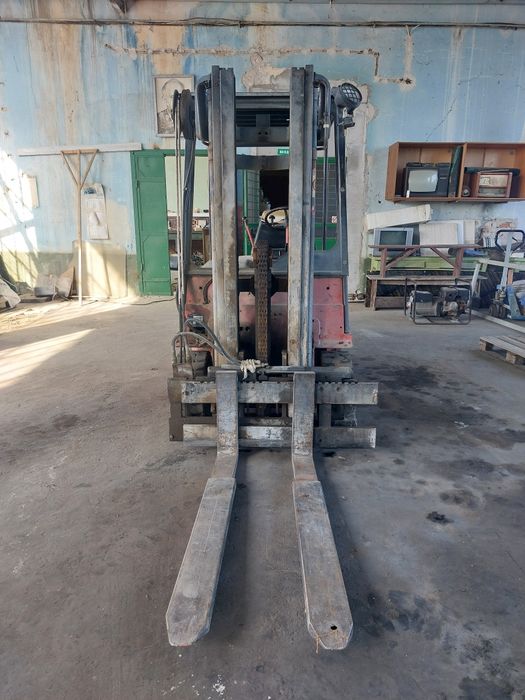 Мотокар LINDE H 30D