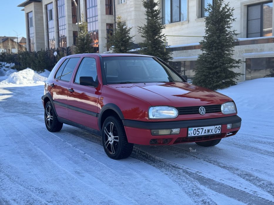 VOLKSWAGEN GOLF 3, 1.8 Автомат!