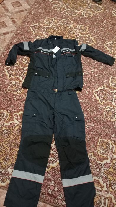 Спецодежда сатылады екеуі 25 мың