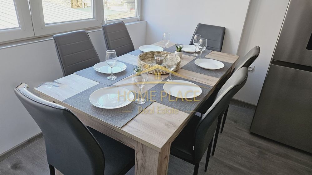 ТРИСТАЕЕН апартамент под наем - Колхозен пазар