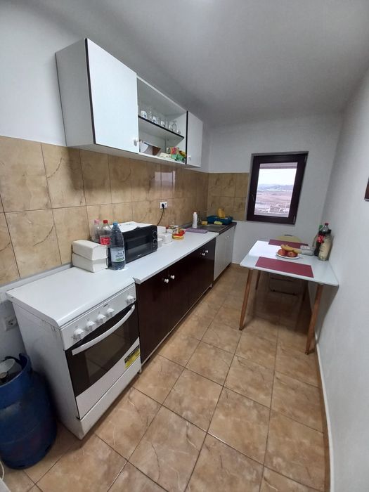 vand garsoniera in blocul de langa strand ( Beius)