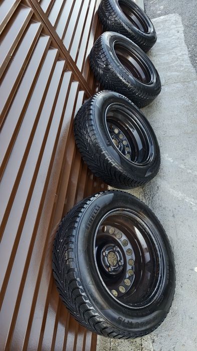 Jante cu  cauciucuri Pirelli Dacia Logan Duster Lodghi de iarnă