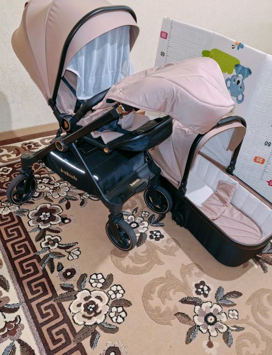 Продам коляску 2 в 1