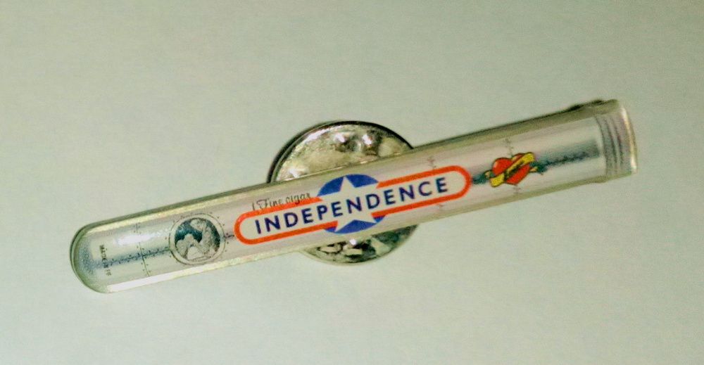 Set Insigne Susan - Independence firma tigari trabucuri