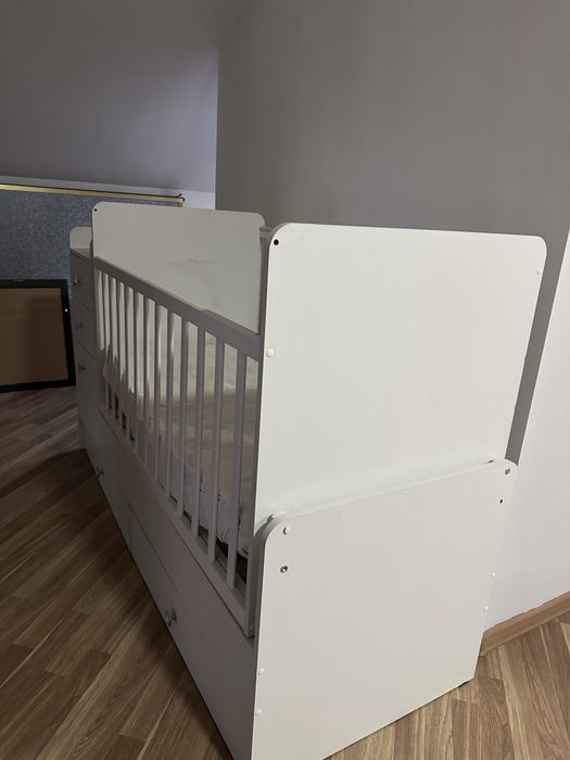 Детский манеж с матрацем