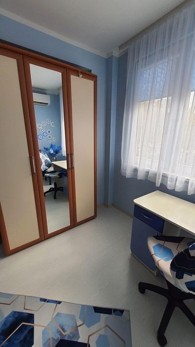 Тристаен апартамент под наем в ж.к. Лозенец, 2218854