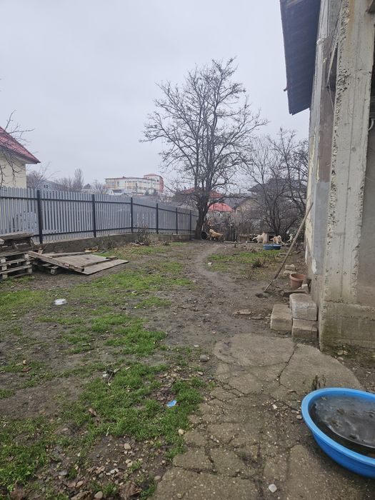 Casa de vanzare cu etaj