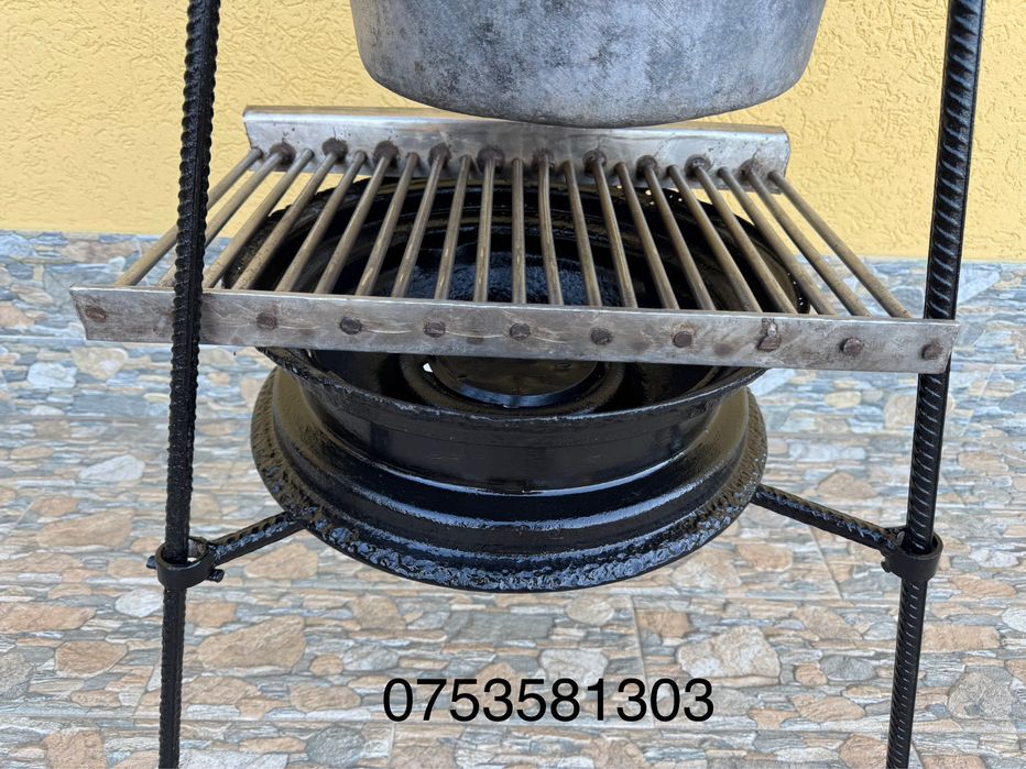 Vând grătar din inox+trepied din fier streat+ceaun din aluminiu