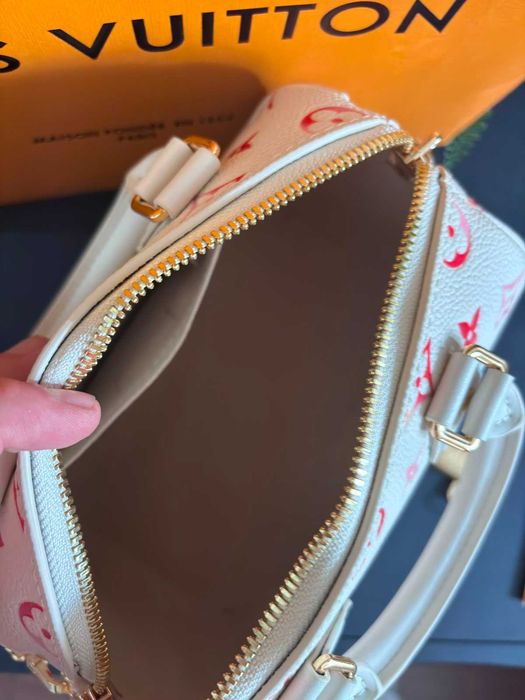 Geantă Louis Vuitton Roz - Alb