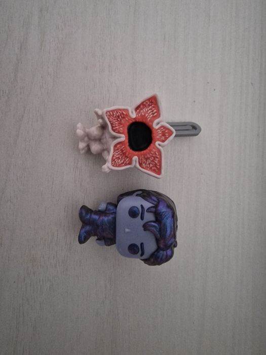 Kinder joy stranger things