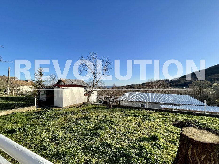 Дава се под наем Къща в к.к. Златни пясъци - 180 кв.м за 1018.98 € - Снимка #18