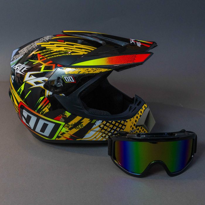 Каска с очила за ел. тротинетка , велосипед , мотокрос