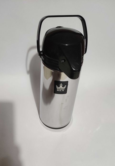 2-литров термос с помпа корпус неръждаема стомана