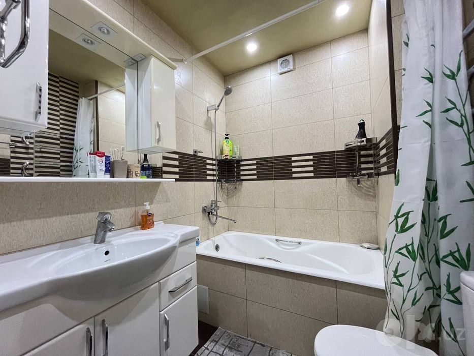 Срочно продаётся 3/3/4 квартира площадь 80м² Адрес Ц-1 Бибигон кафе