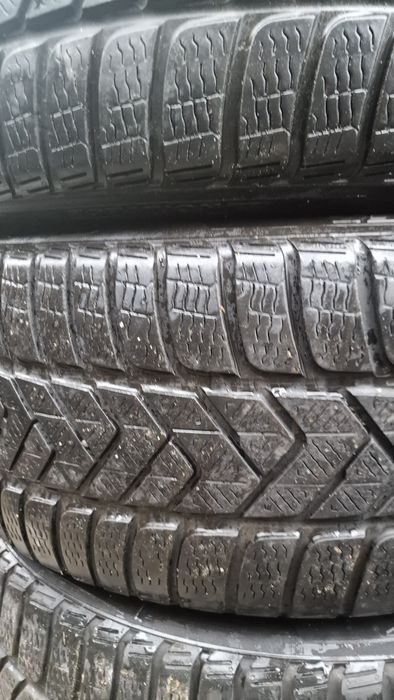 255 45 19 Pirelli 2020 4 anvelope iarna