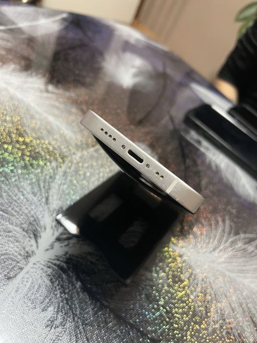 Iphone 13 mini 128 Gb бял white  КАТО НОВ