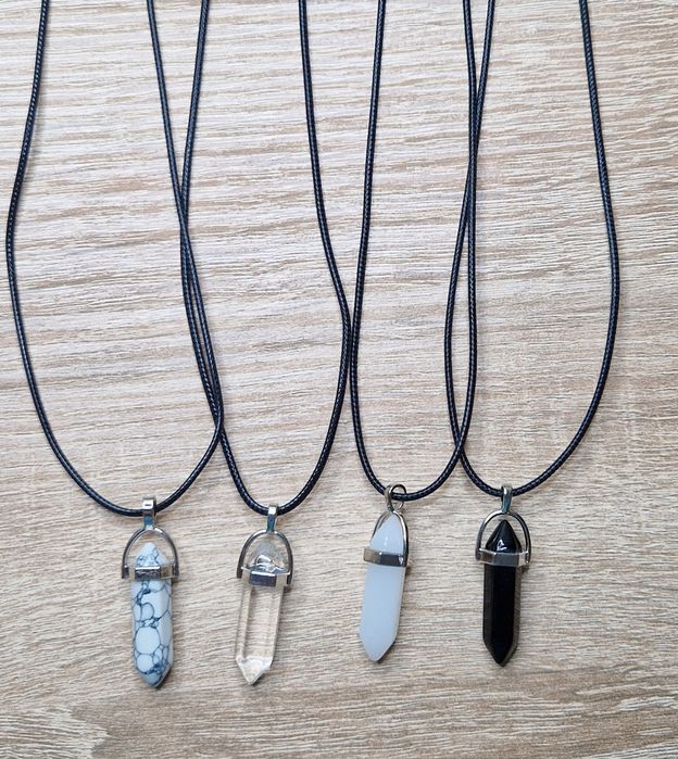 Колие ръчно изработени