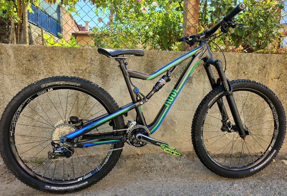 Enduro Rose Jumbo 27.5 M размер Rockshox Yari 160mm Deore Shimano 2x11 SLX, DT Swiss Алуминиев Немски, меко