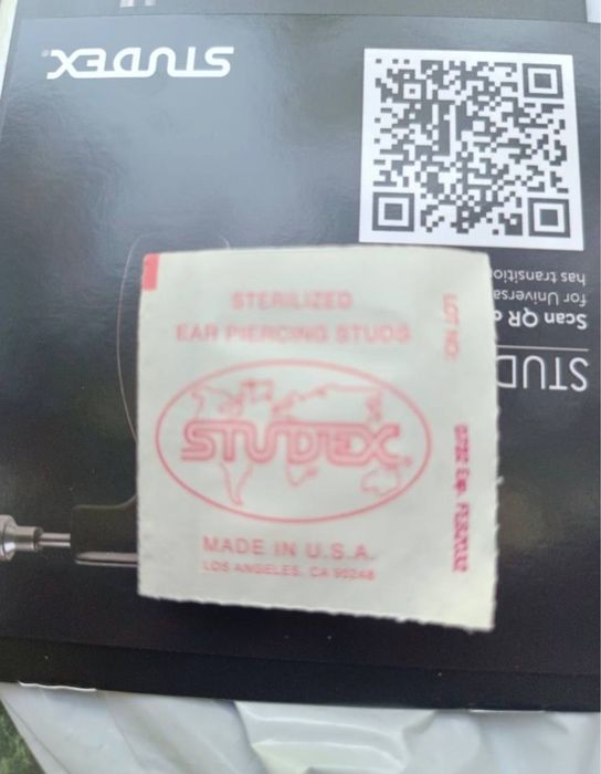 Прокалывание ушей пирсинг носа