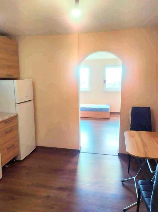 Продава се Ателие в Плевен, Дружба 3 - 25 кв.м за 1184 €/кв.м - Снимка #2