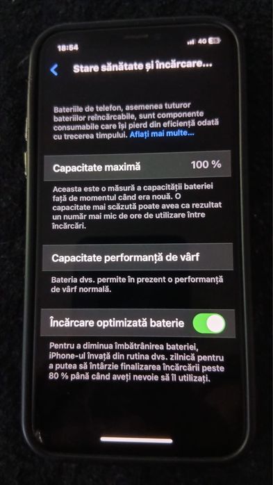 Vand iphone x 256gb 100% bat cu o mica crapatura in colt far in rest inpecabil ( sau schimb cu ceva mai bun )