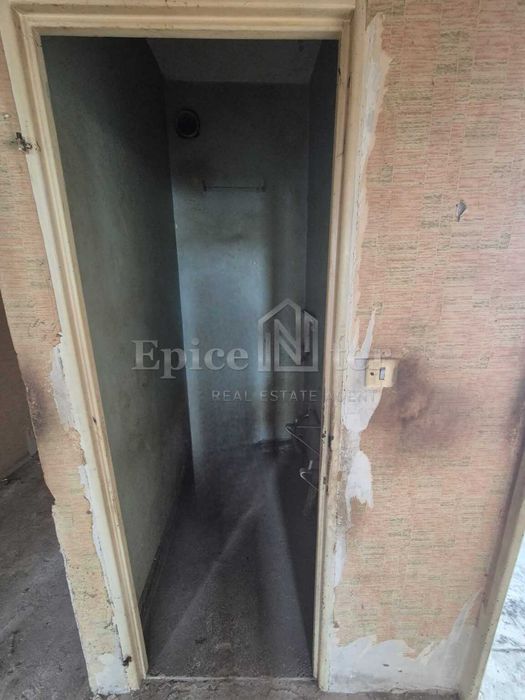 Продава се Тристаен апартамент в Перник, Тева - 83 кв.м за 430 €/кв.м - Снимка #6