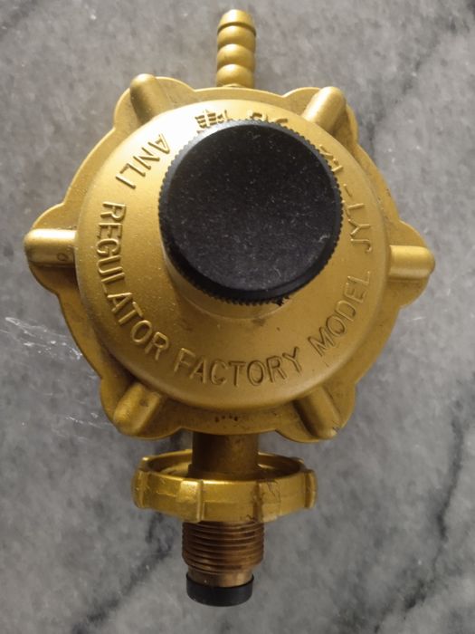 Редуктор янги.ишлатилмаган.